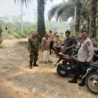 Dekat dengan Warga, Babinsa Serka Karben Perkuat Silaturahmi dan Kepedulian di Desa Pelayang