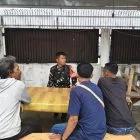 Babinsa Koramil Muara Bungo Komsos Bersama Warga, Imbau Tidak Membakar Lahan dan Cegah Karhutla di Desa Sepunggur